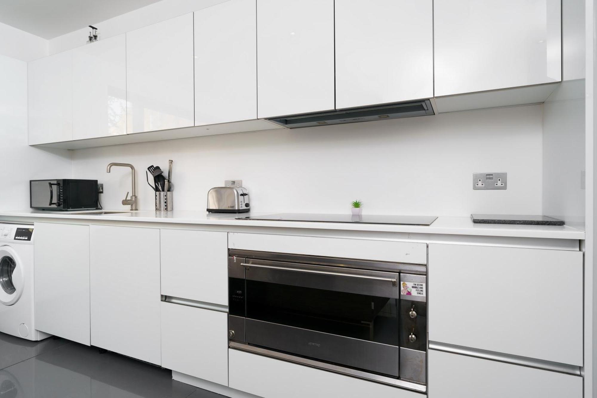 En-Suite Room In Zone 1 ロンドン エクステリア 写真